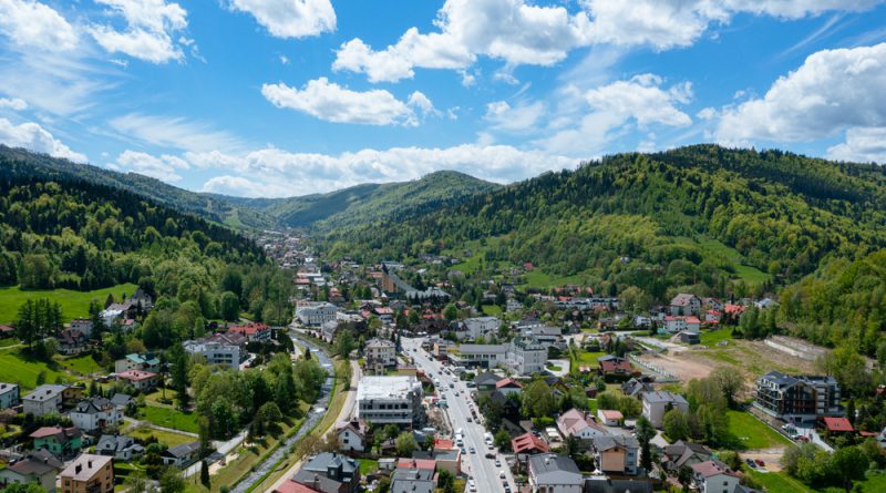 Szczyrk noclegi – widok na Szczyrk z lotu ptaka